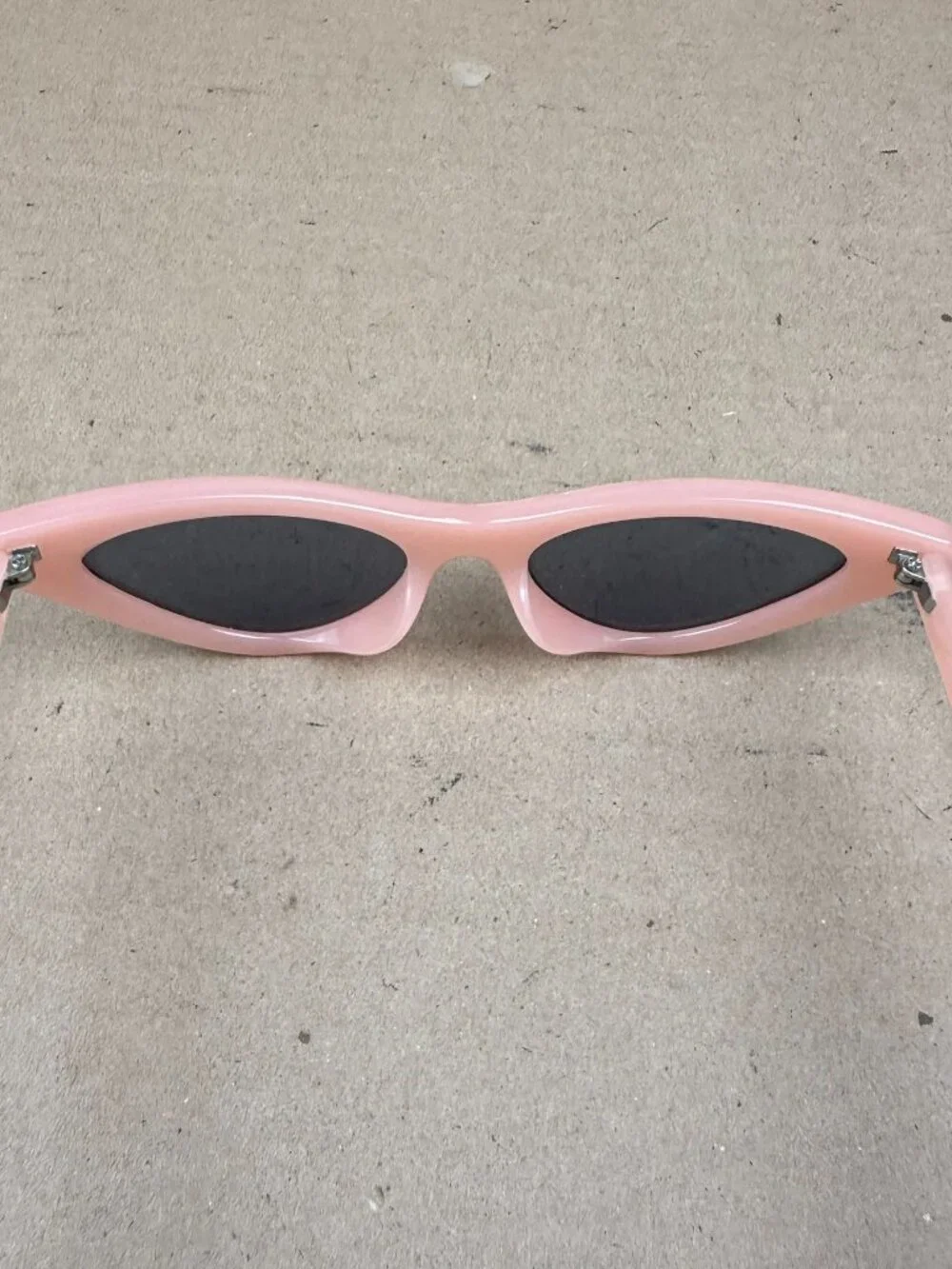 Vintage Style Pink Cat Eye Sunglasses Youth Kids DAMAGE Minor Scratches